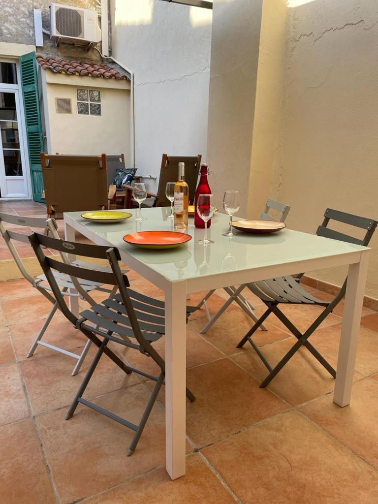 Appartements Climatises - Vieil Antibes Exterior photo